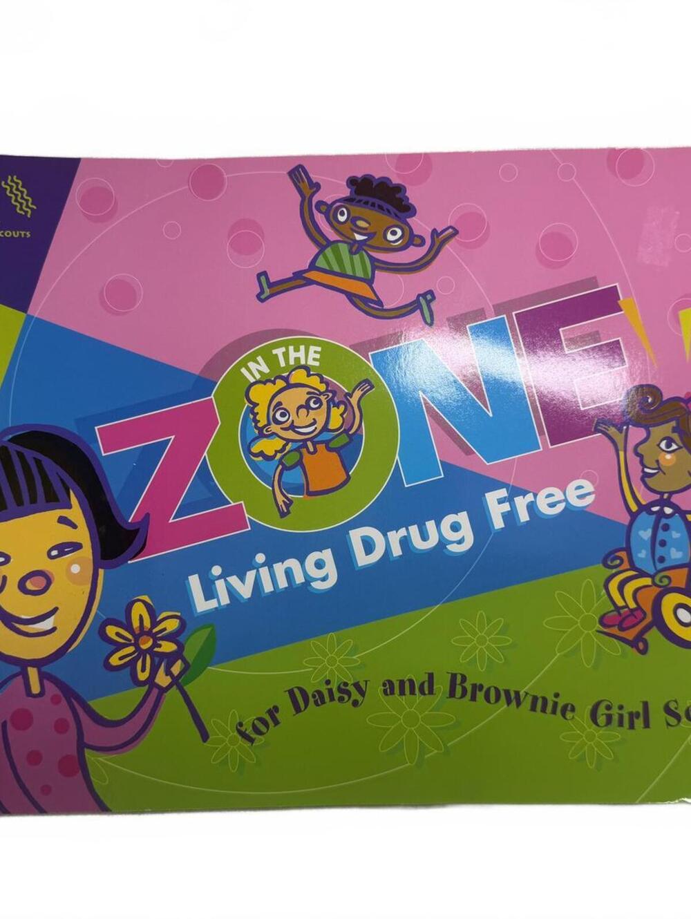 In the Zone Living Drug Free Daisy & Brownie Girl Scouts Activity Book GSUSA